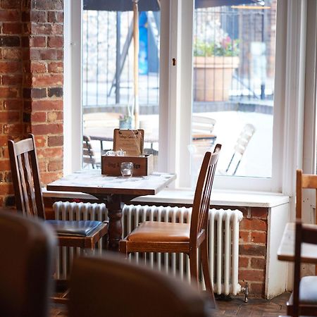 Dog And Partridge By Greene King Inns Bury St. Edmunds エクステリア 写真