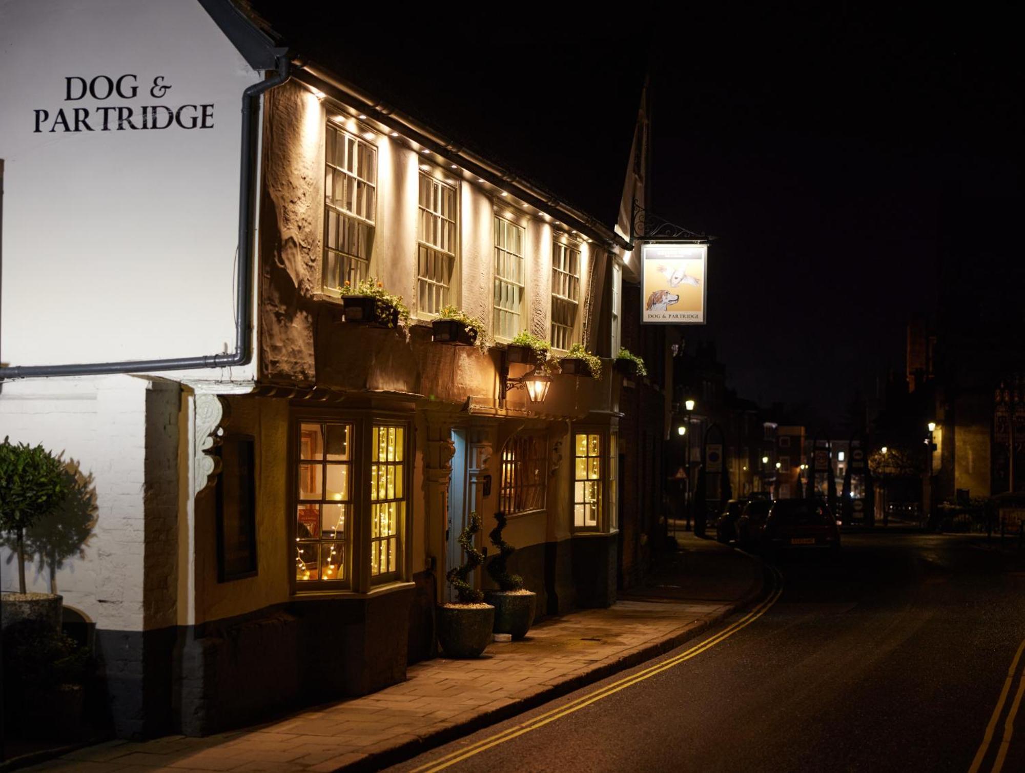 Dog And Partridge By Greene King Inns Bury St. Edmunds エクステリア 写真