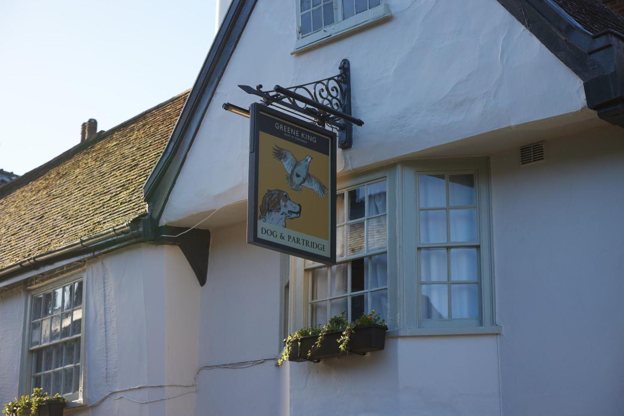 Dog And Partridge By Greene King Inns Bury St. Edmunds エクステリア 写真