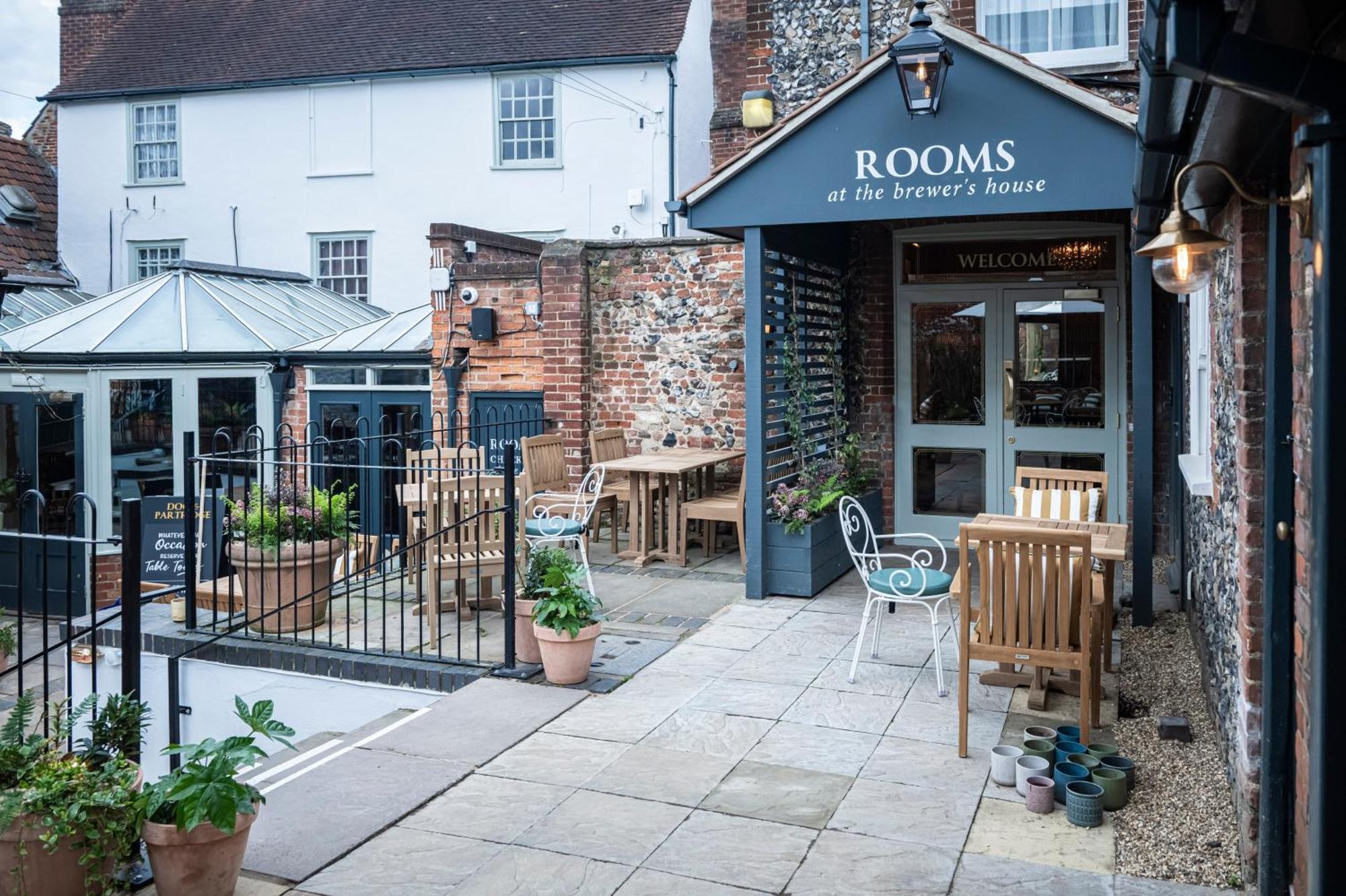 Dog And Partridge By Greene King Inns Bury St. Edmunds エクステリア 写真